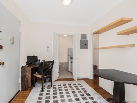 Homes For Sale - 601 Kappock Street #3R<br/> Bronx, NY 10463