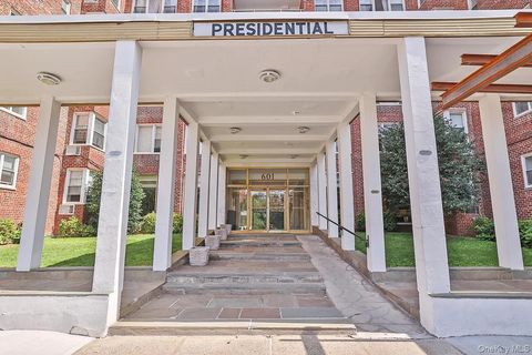 601 Kappock Street 3R Bronx NY 10463