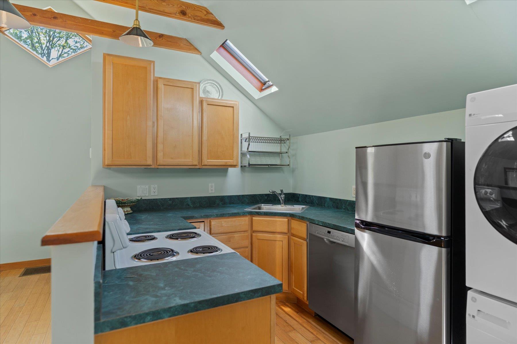 604 Main Street, Greenport, New York image 31