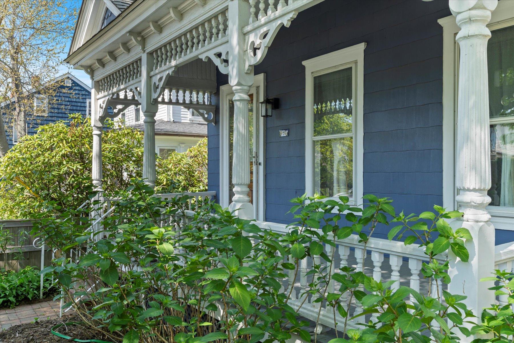 Property for Sale at Main Street, Greenport, Hamptons, NY - Bedrooms: 3 
Bathrooms: 4  - $1,595,000