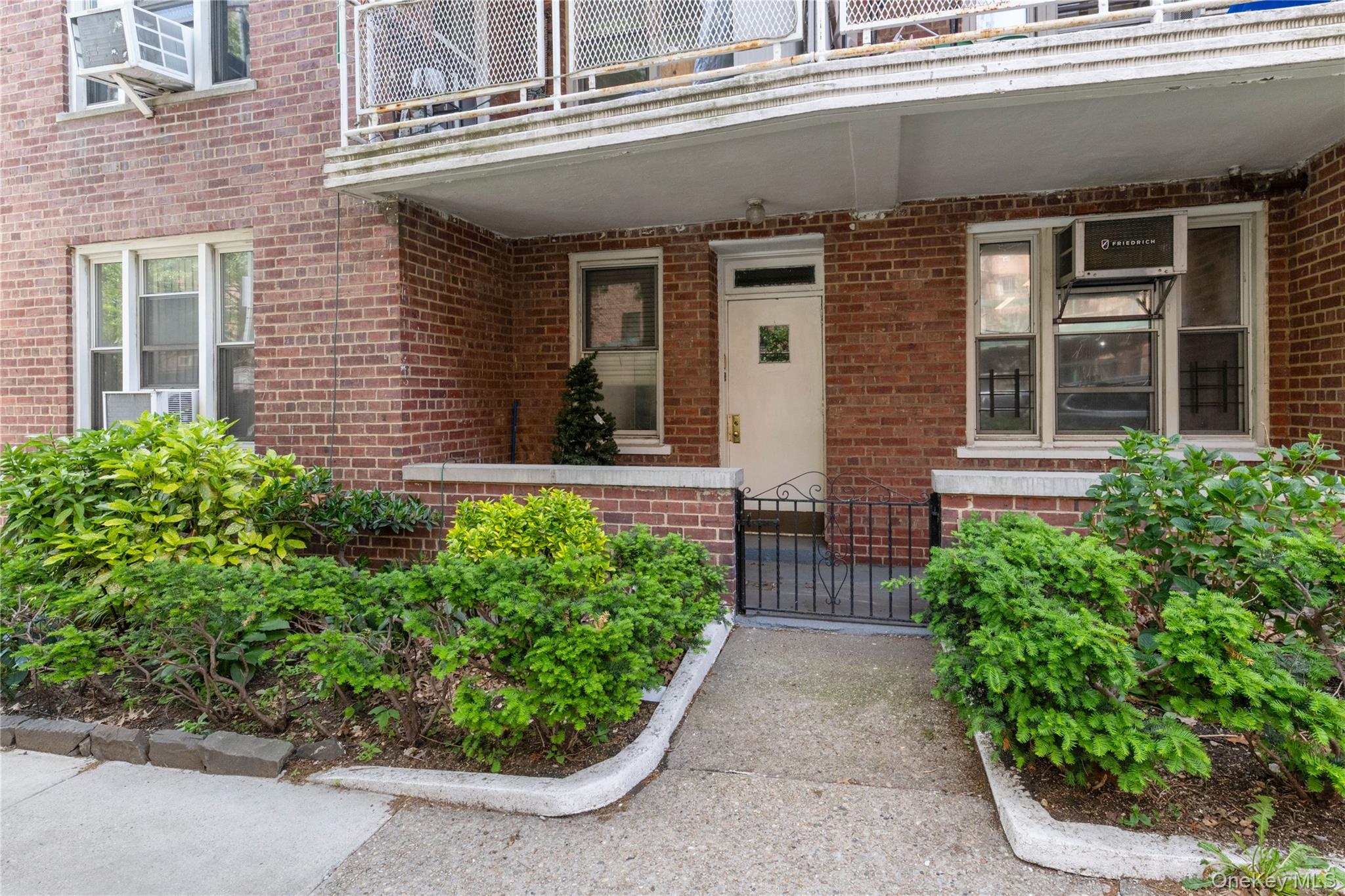 10420 68th Drive AA01