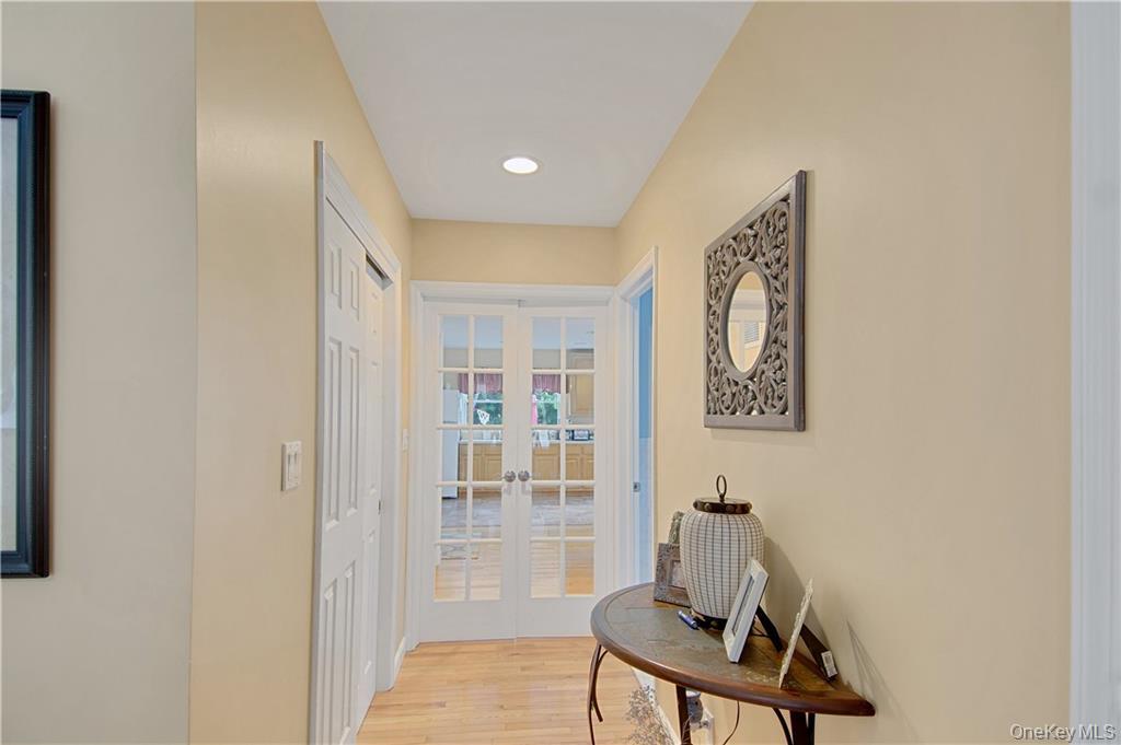 320 N Terrace Avenue