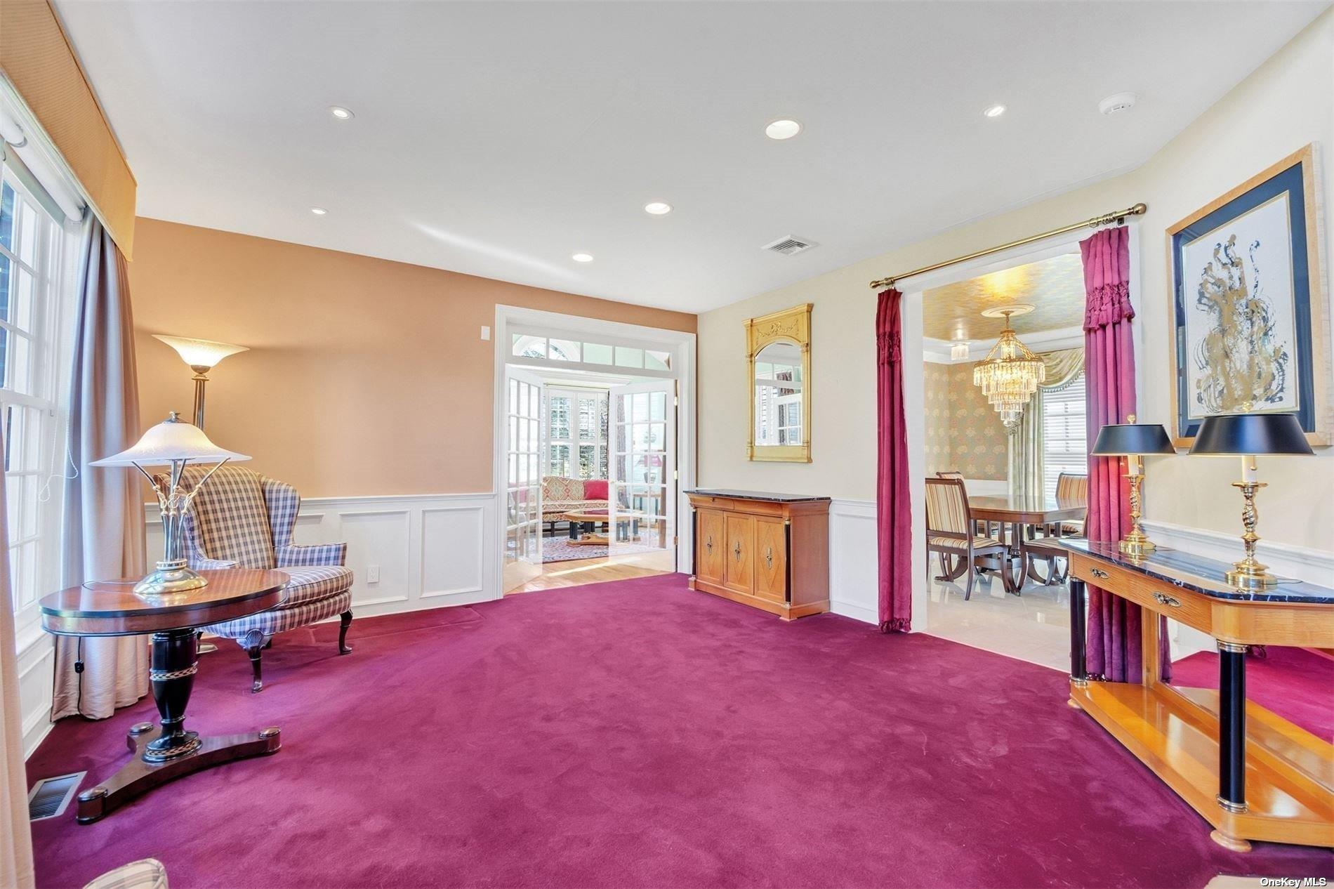 16 W Stone Hill Drive, Manhasset, New York image 4