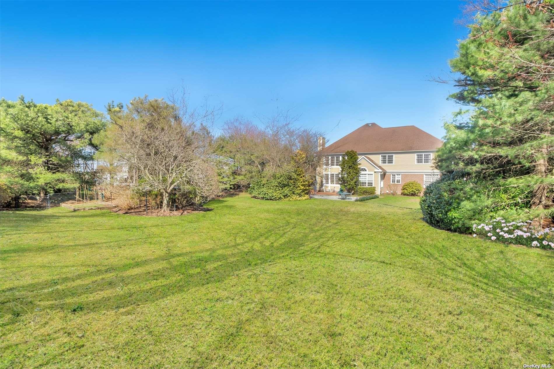 16 W Stone Hill Drive, Manhasset, New York image 27