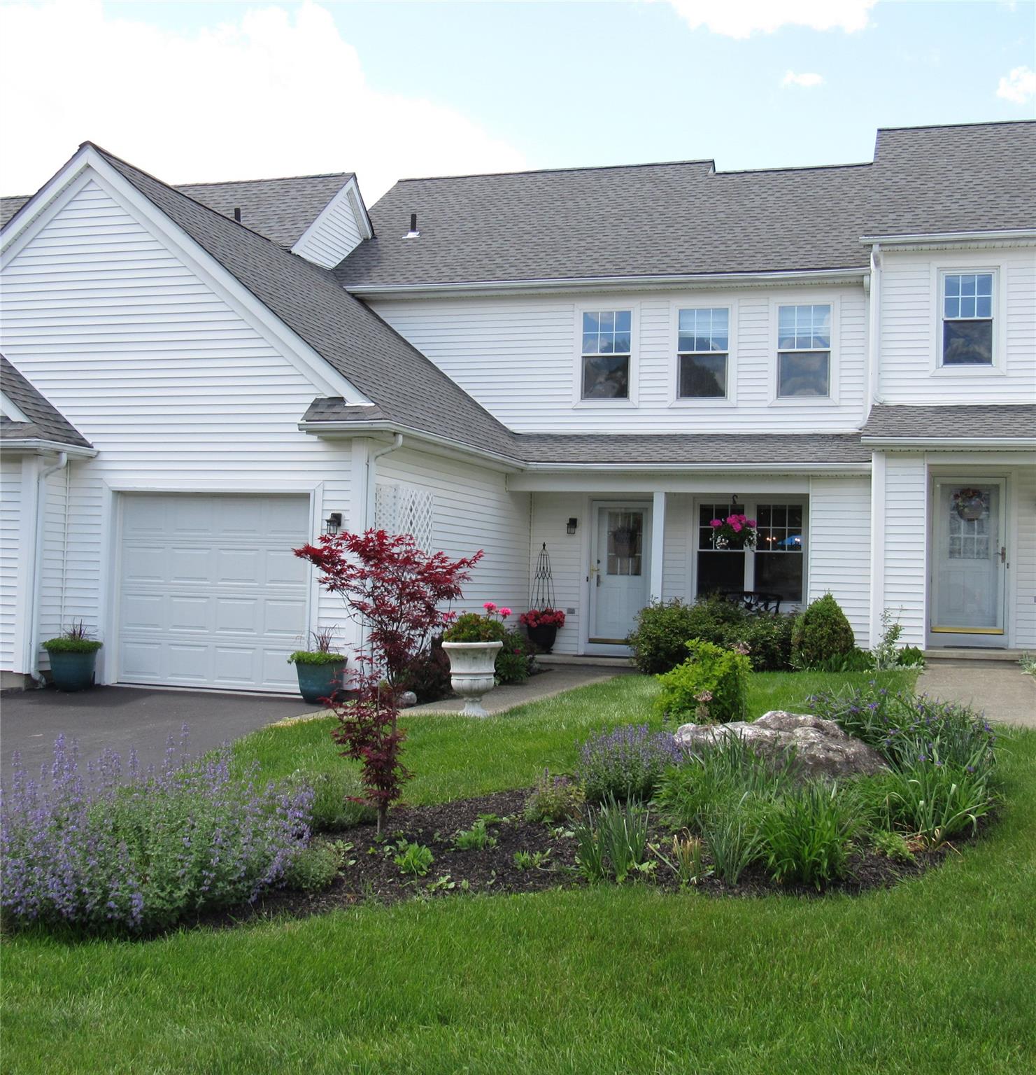 44 Vanderburgh Road, Poughquag, New York image 1