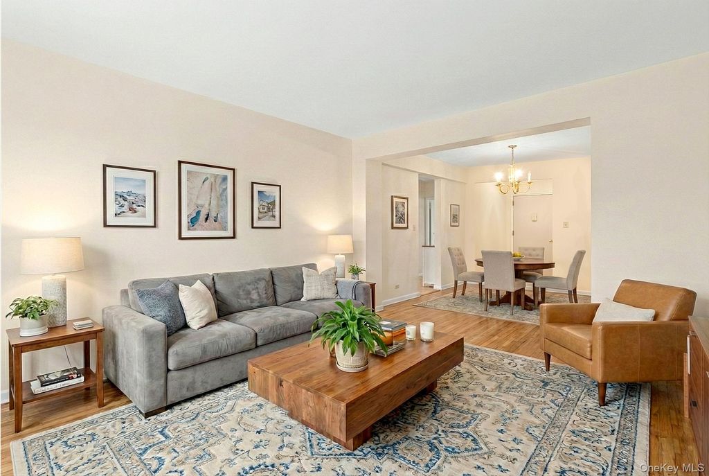 Photo of 3210 Arlington Avenue #3D, Bronx, NY 10463 (MLS # 952980)