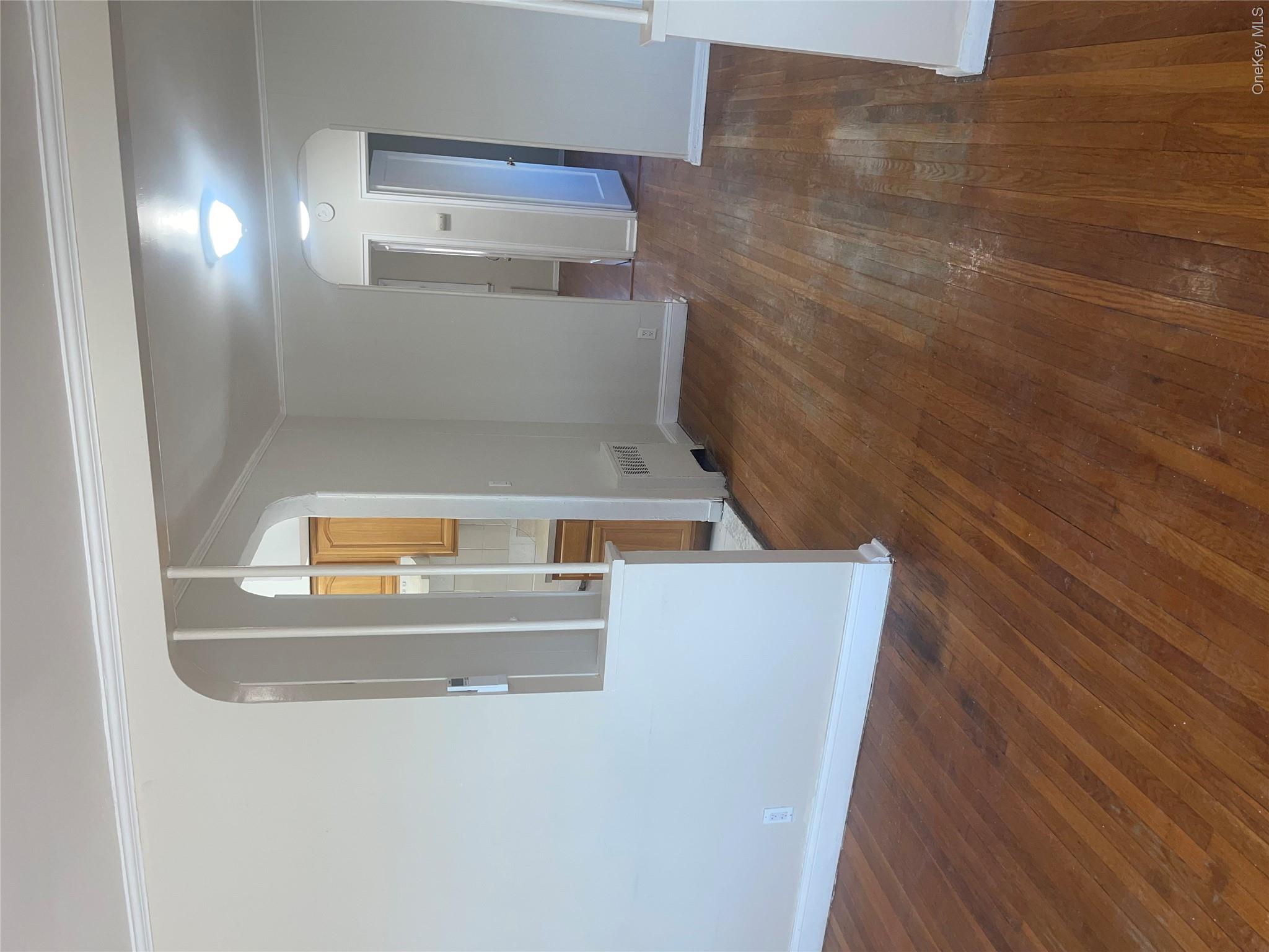 128-14 Van Wyck Expressway