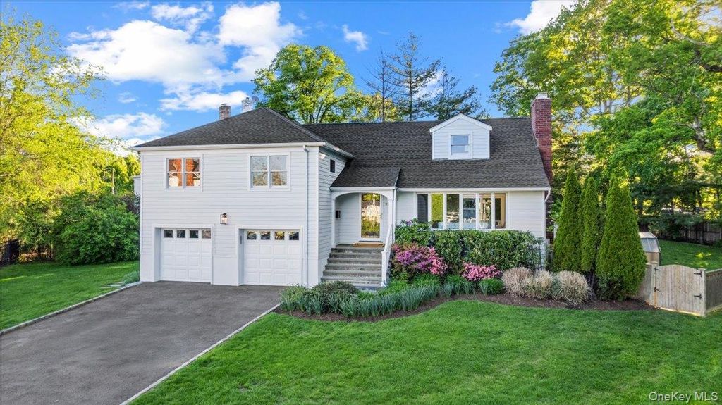 Photo of 37 Colby Avenue, Rye, NY 10580 (MLS # 997644)