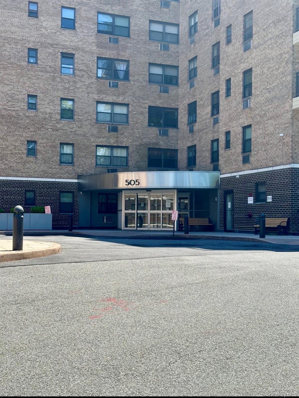 Photo of 55 Central Avenue #514, White Plains, NY 10606 (MLS # 1013110)