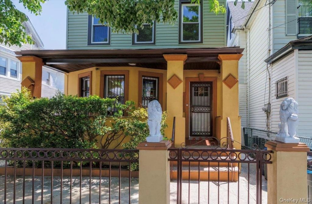 Photo of 14614 Shore Avenue, Jamaica, NY 11435 (MLS # 965810)