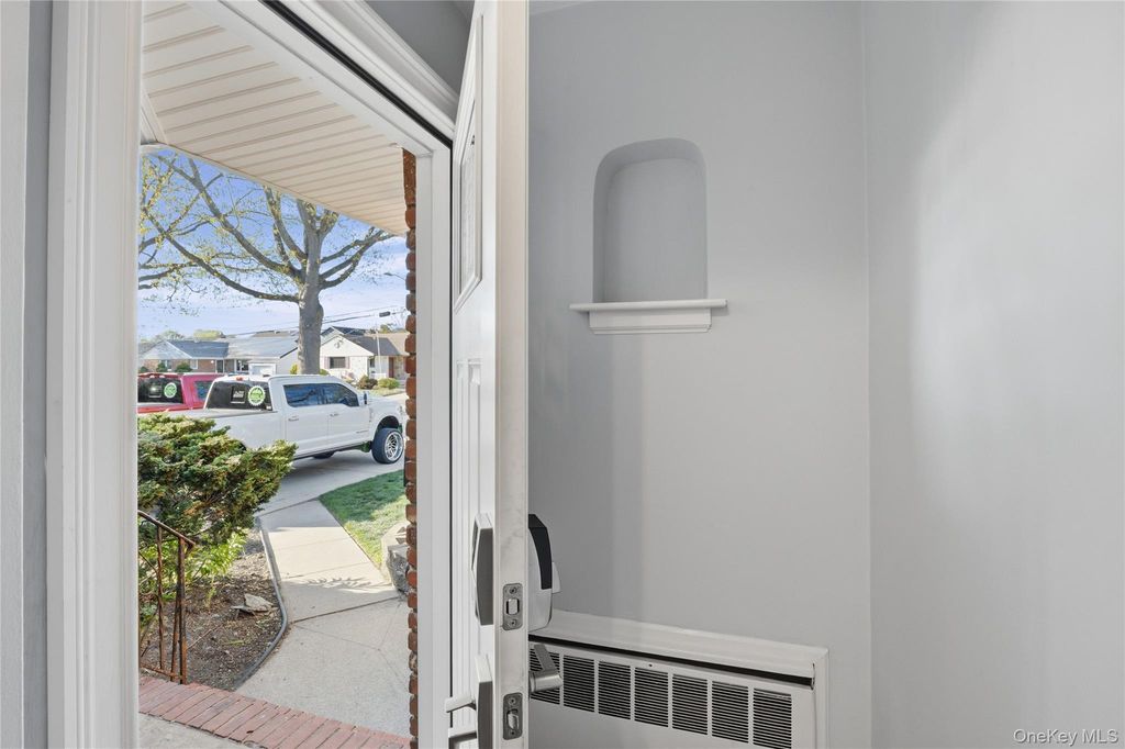 Photo of 2489 Eileen Road, Oceanside, NY 11572 (MLS # 987841)