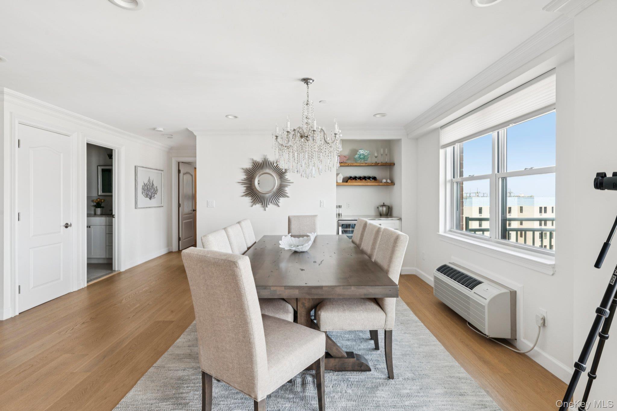 Long Beach, New York 11561, United States, 2 Bedrooms Bedrooms, ,2 BathroomsBathrooms,Residential,Active,185476