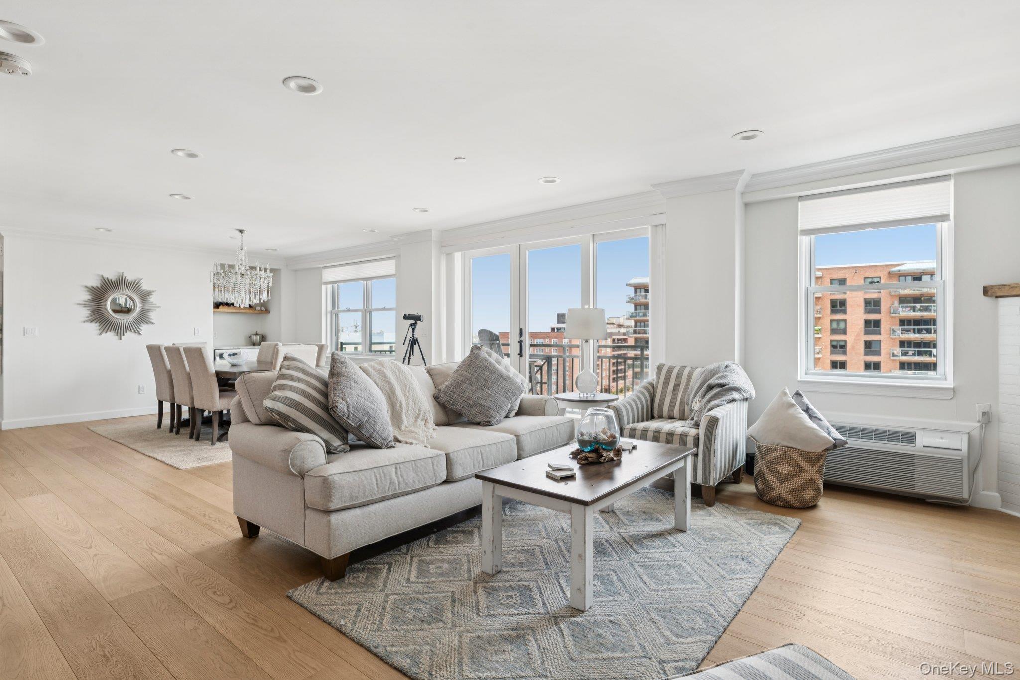 Long Beach, New York 11561, United States, 2 Bedrooms Bedrooms, ,2 BathroomsBathrooms,Residential,Active,185476