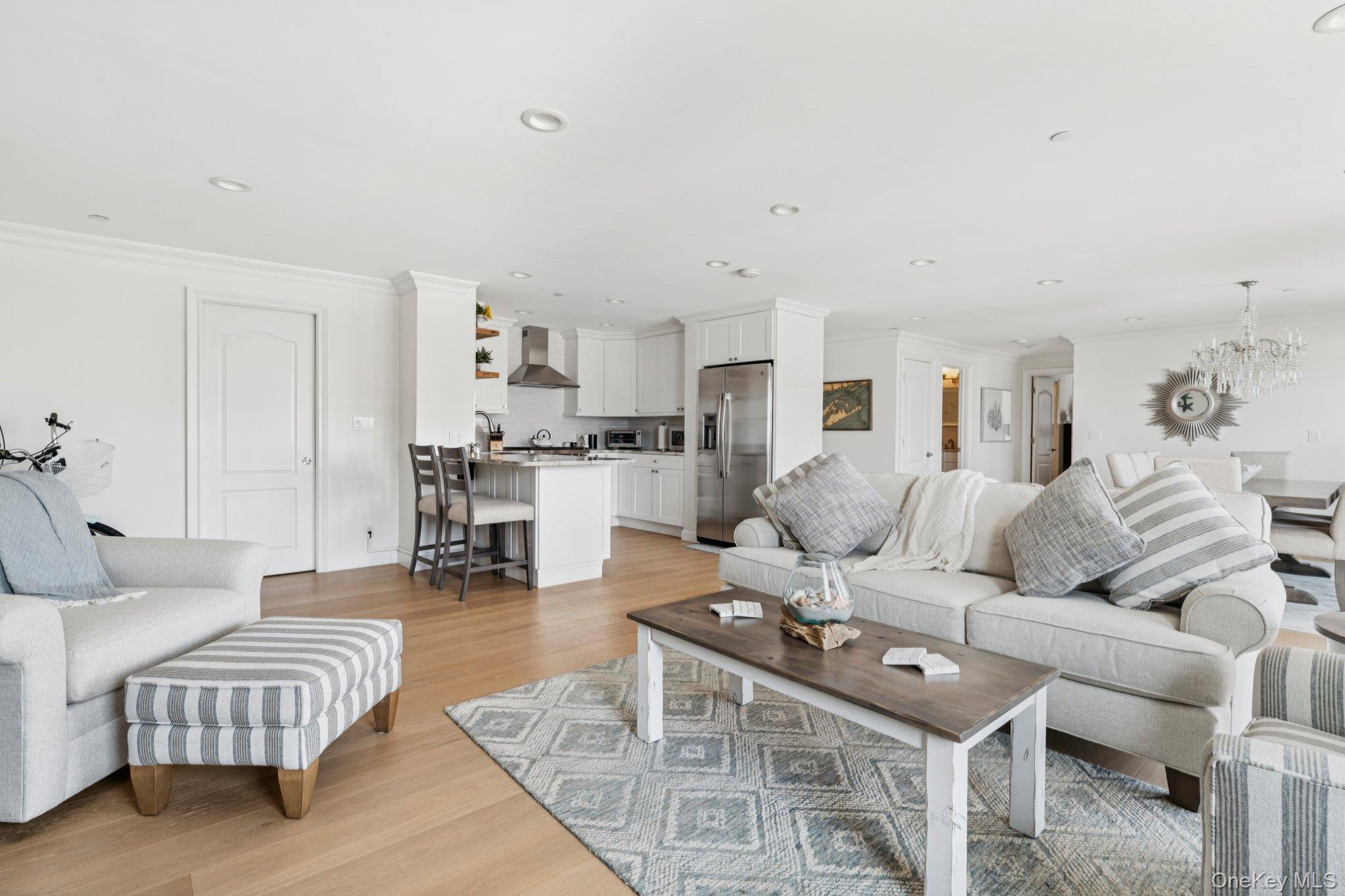 Long Beach, New York 11561, United States, 2 Bedrooms Bedrooms, ,2 BathroomsBathrooms,Residential,Active,185476