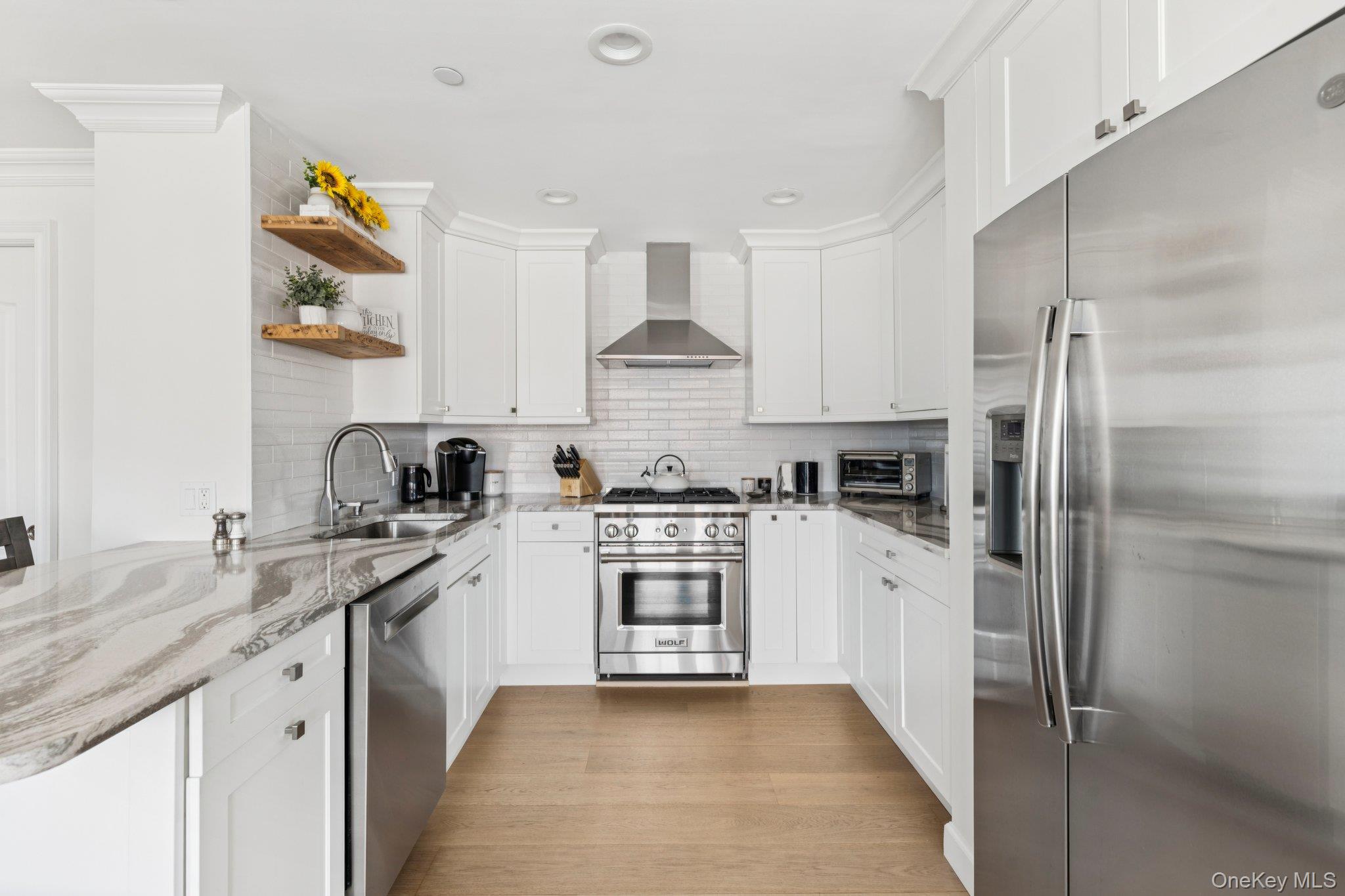 26 W Broadway 803