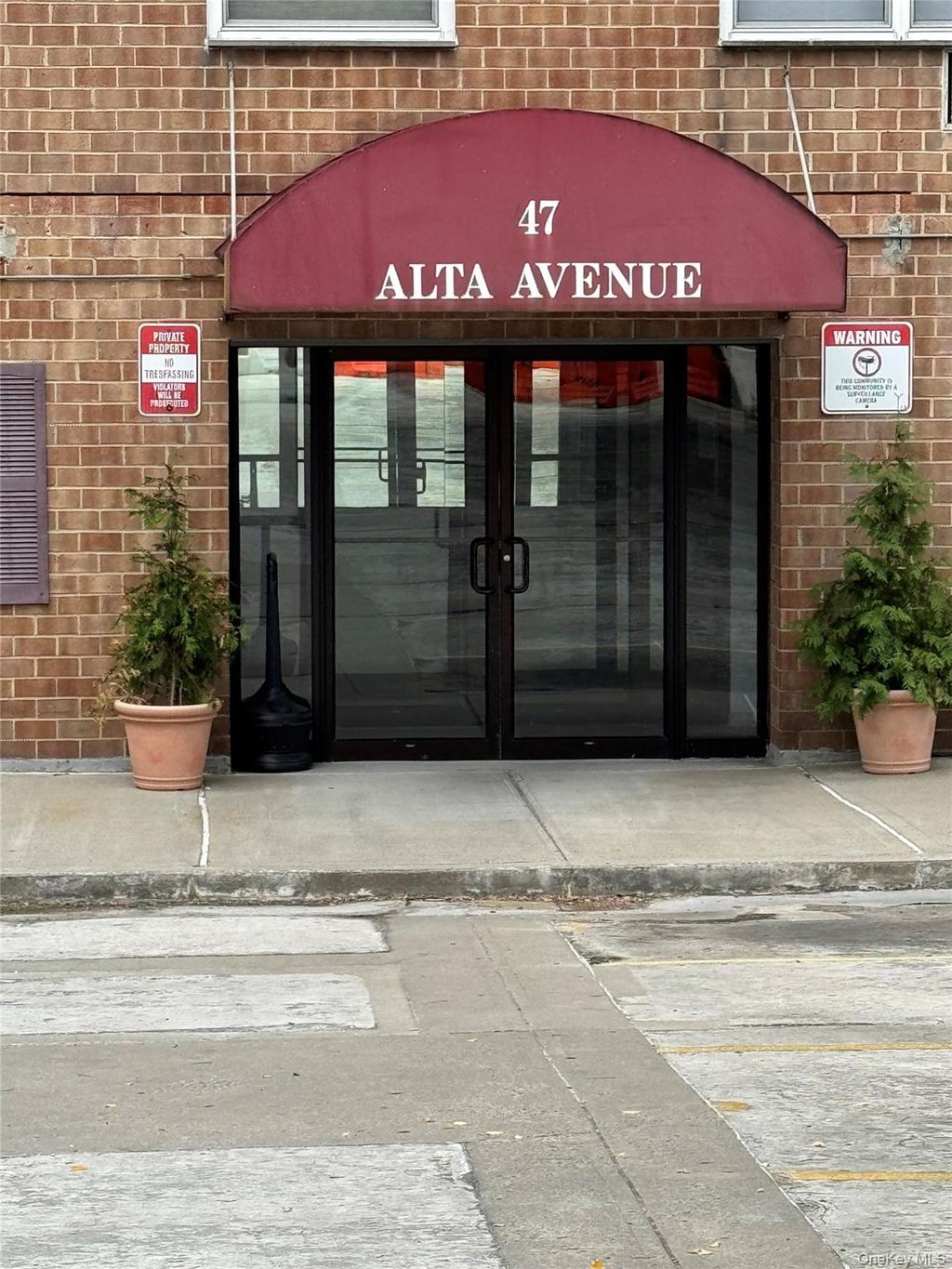 Photo of 47 Alta Ave #6G, Yonkers, NY 10705 (MLS # 996326)