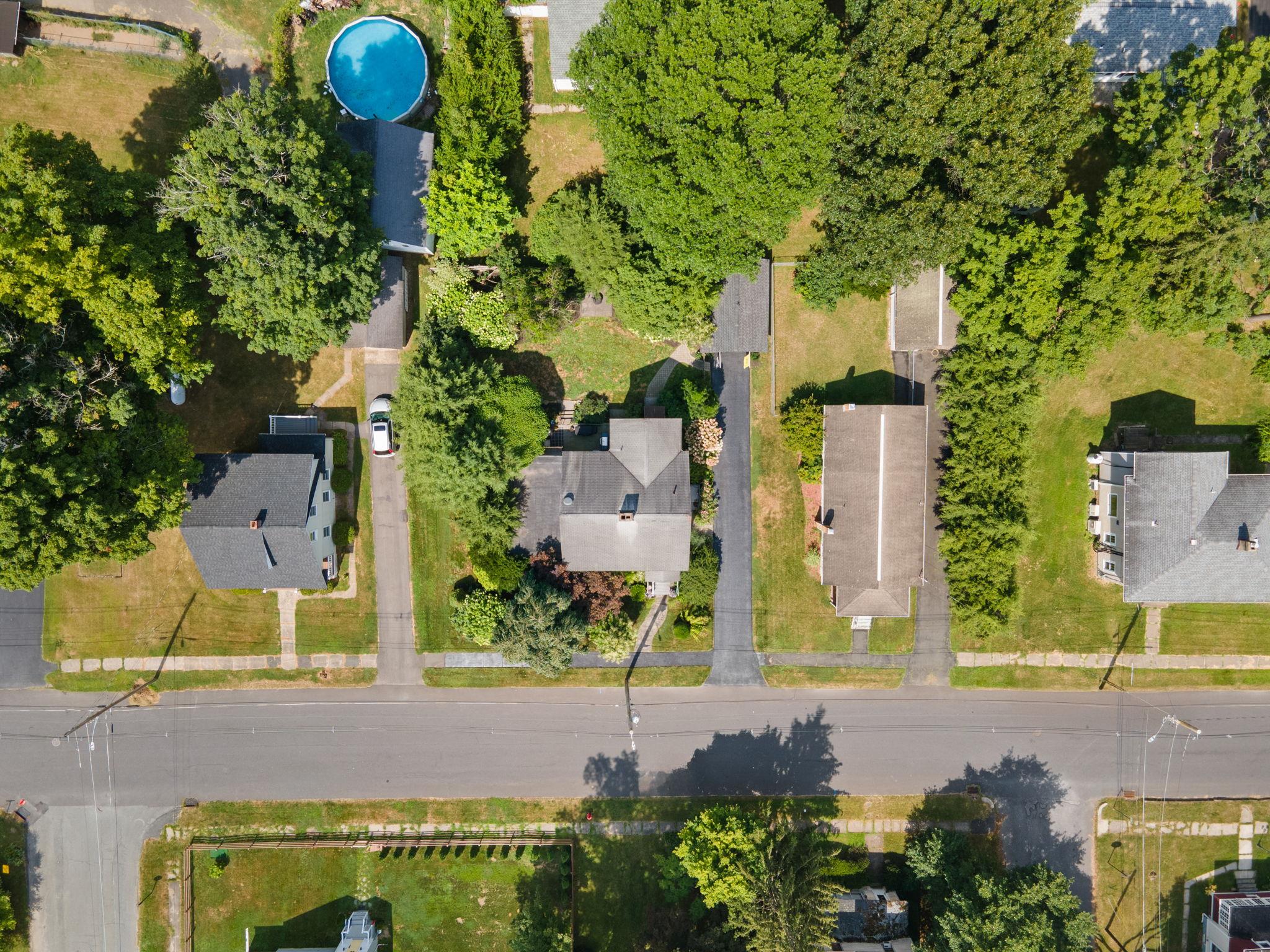 8 Hillcrest Avenue