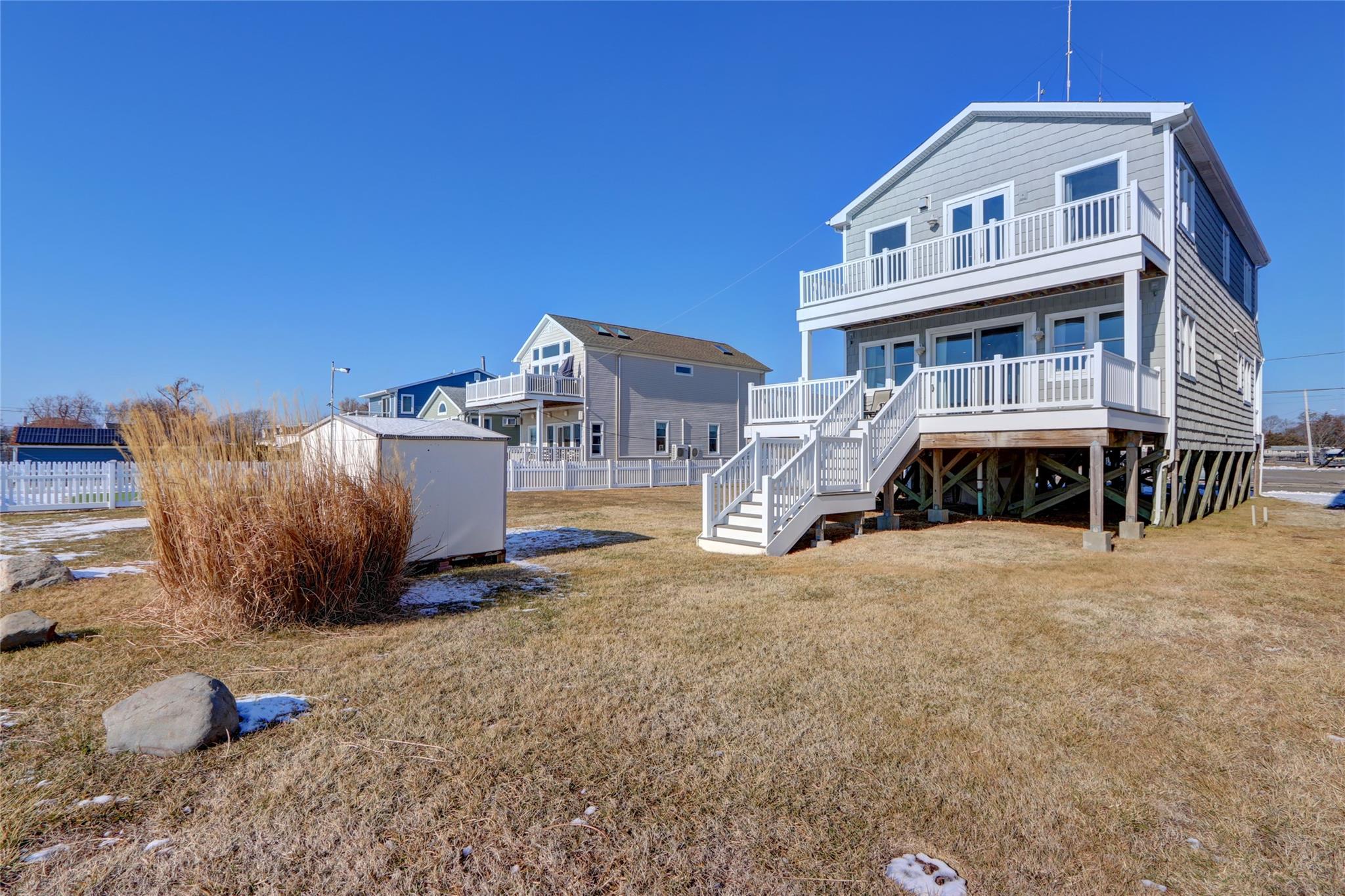 30 Smith Street, Patchogue, New York image 32