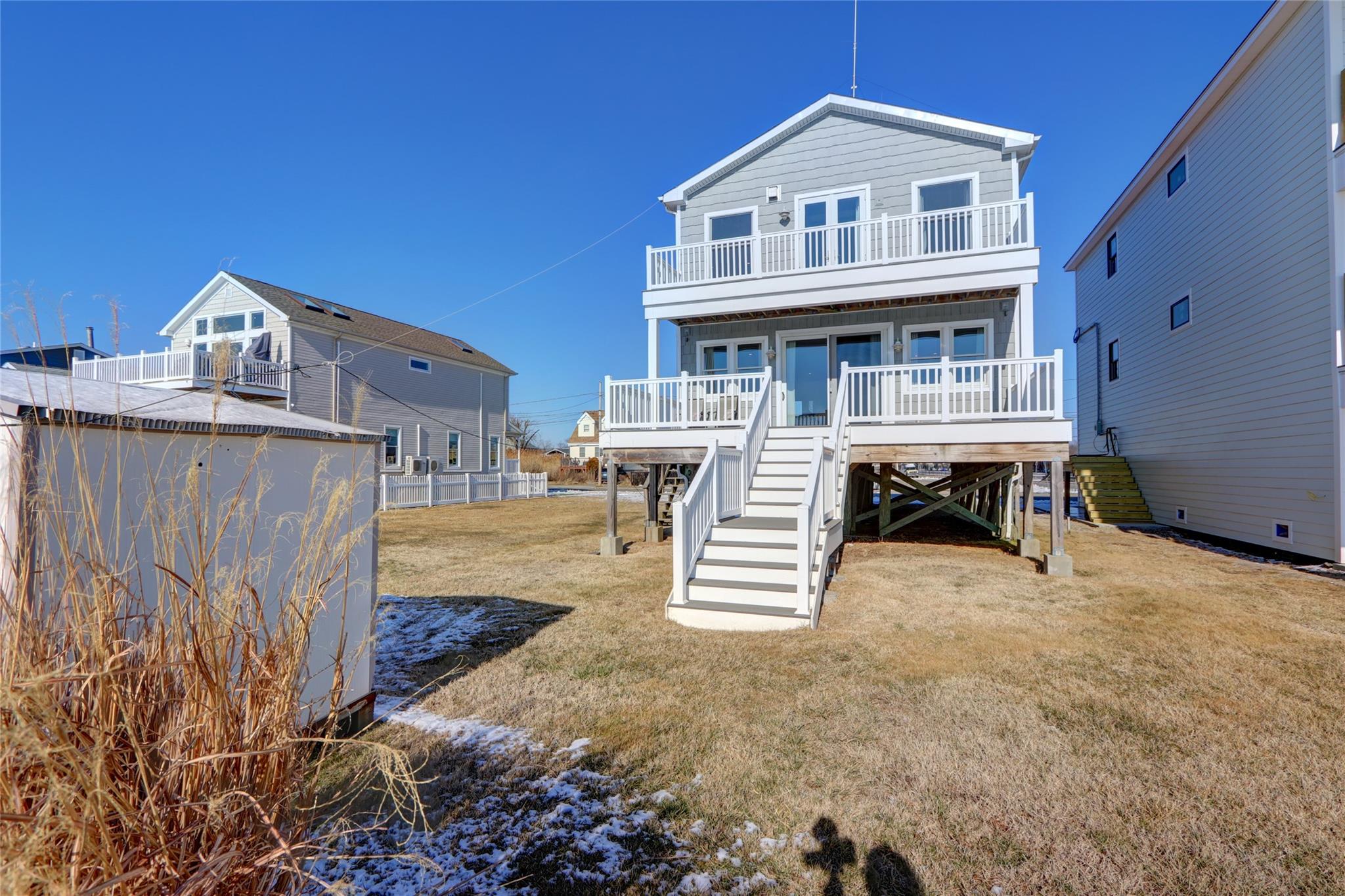 30 Smith Street, Patchogue, New York image 33
