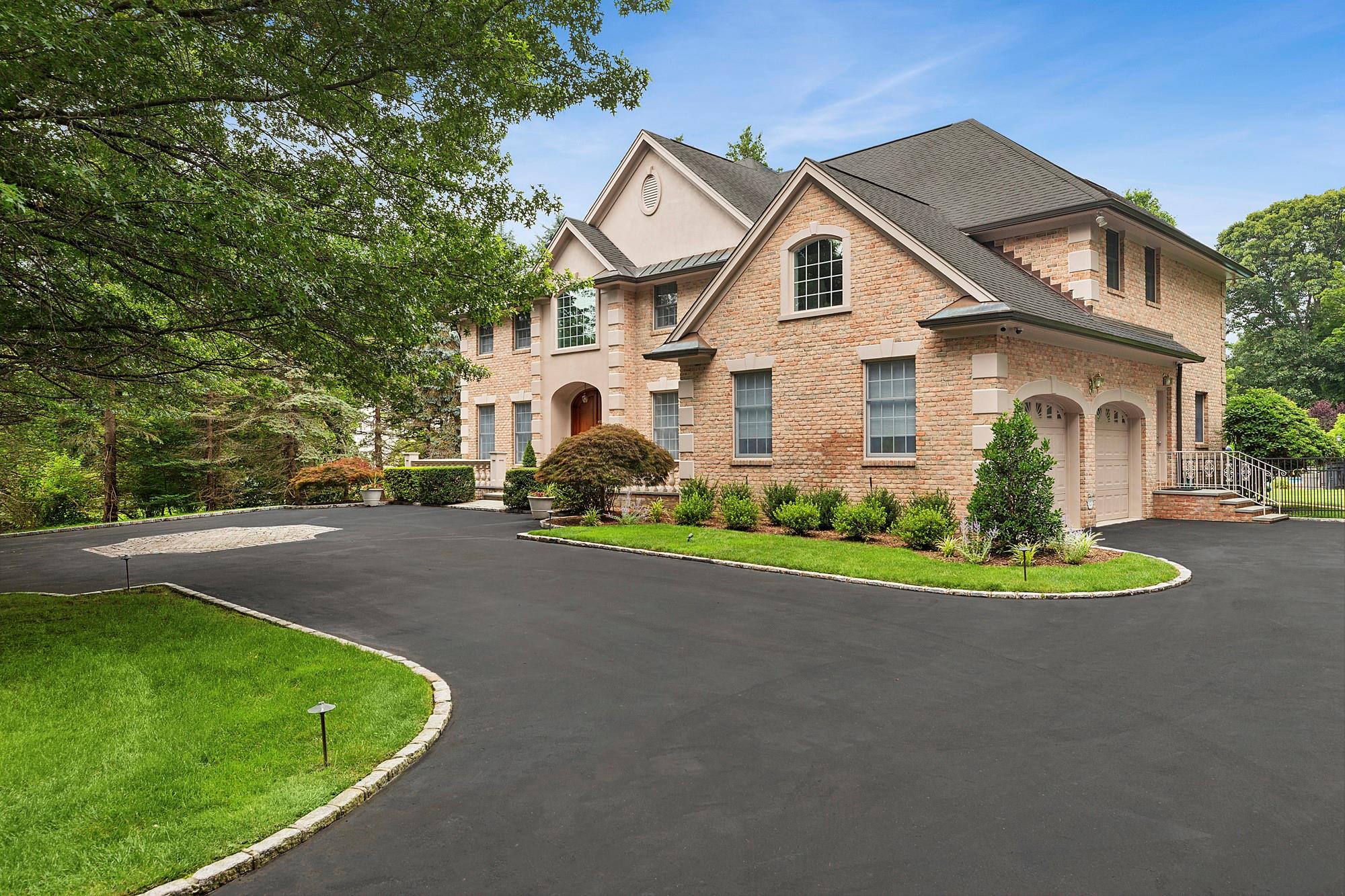 184 High Farms Road