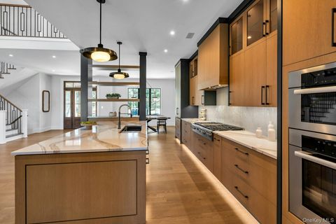 Photo of 250 Osprey Nest Road, Greenport, NY 11944 (MLS # 968387)