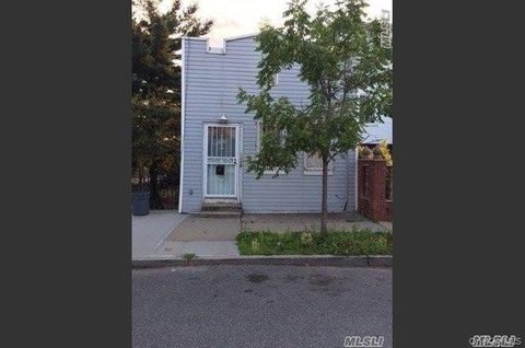 Homes For Sale - 1008 Crescent Street<br/> Brooklyn, NY 11208