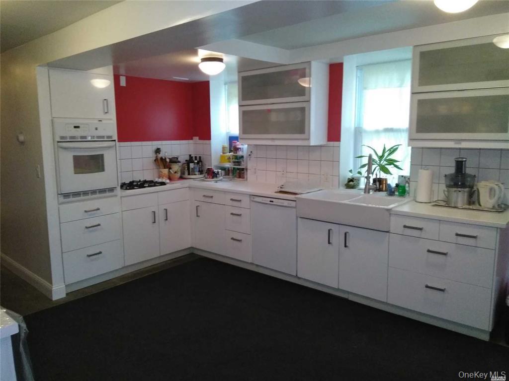 1008 Crescent Street