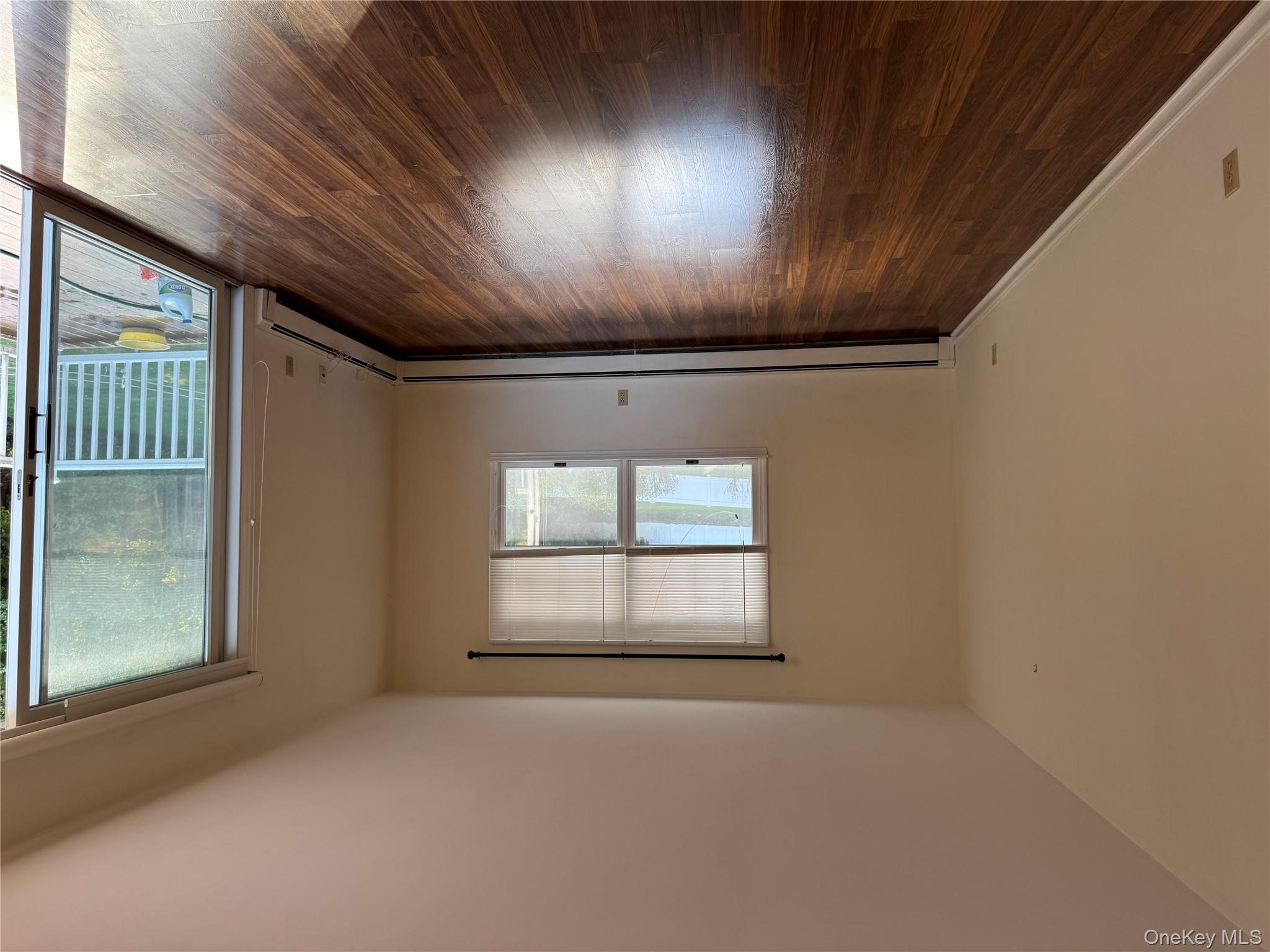 17 Intervale Avenue 1st