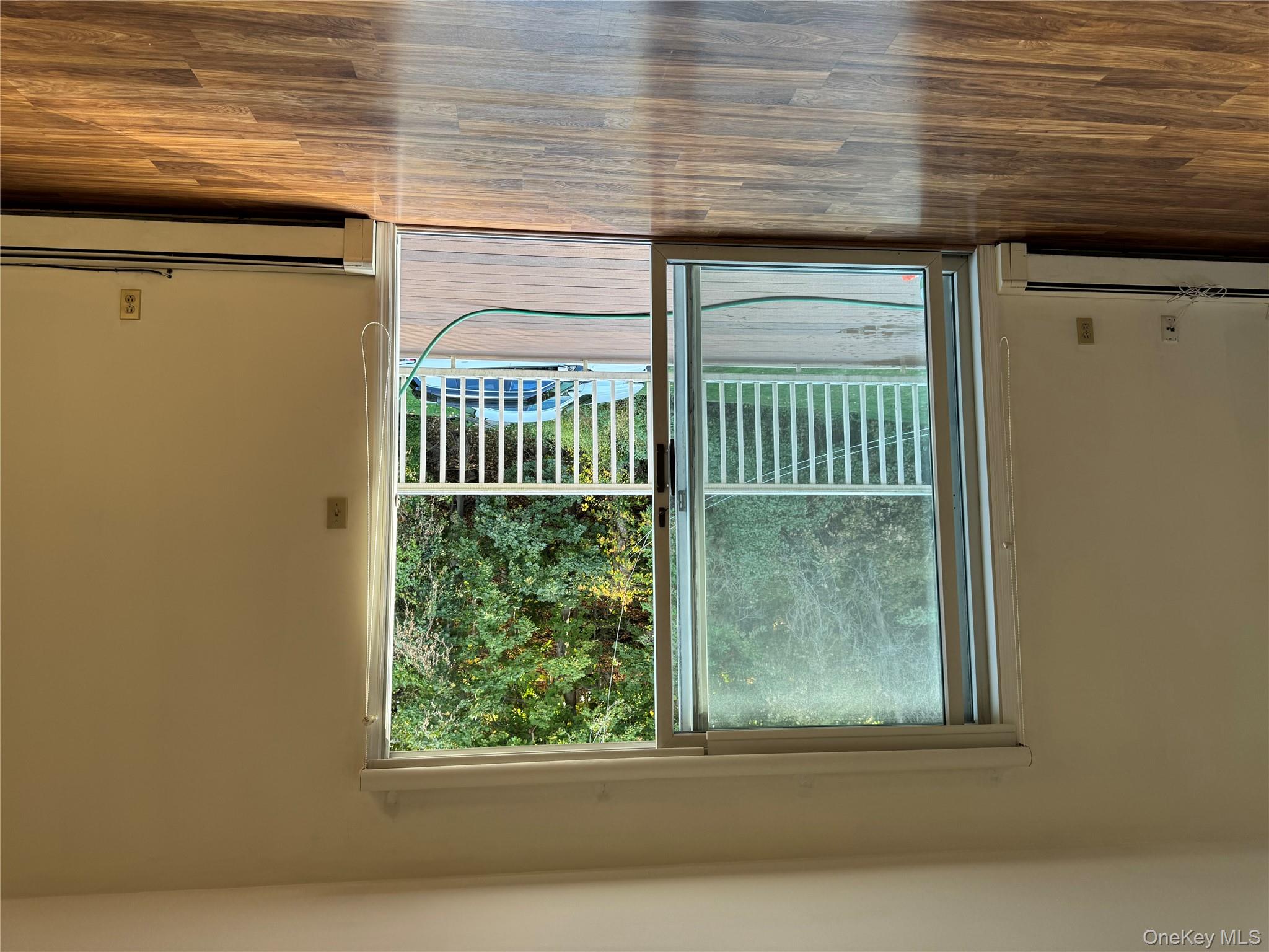 17 Intervale Avenue 1st