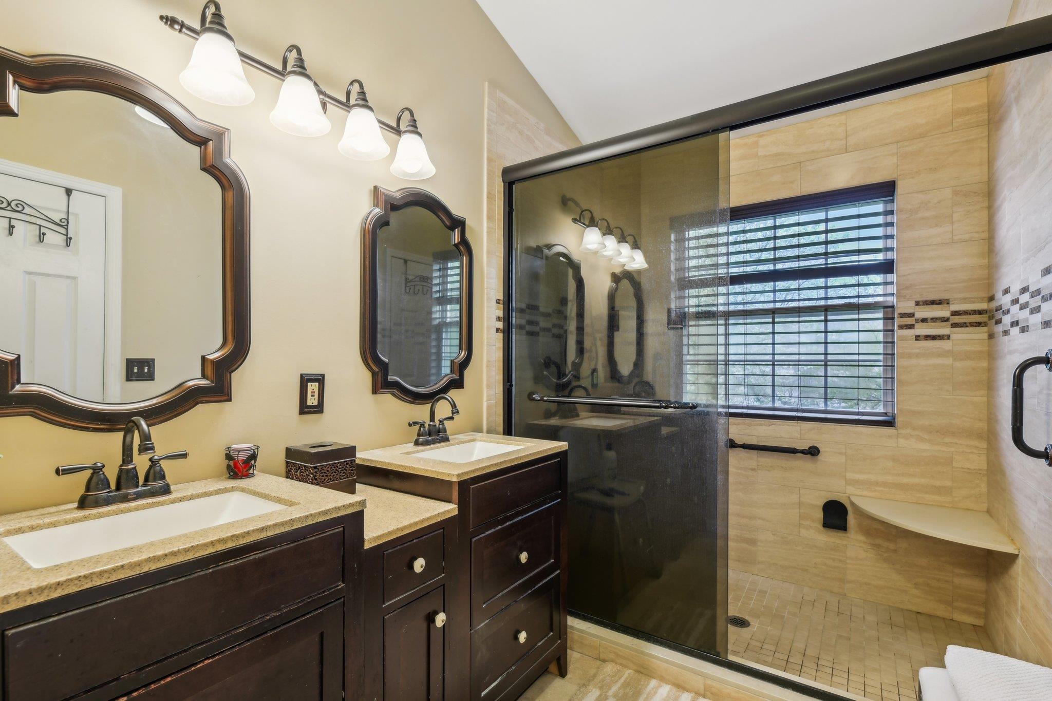 13 Commodore Circle, Port Jefferson Station, New York image 16
