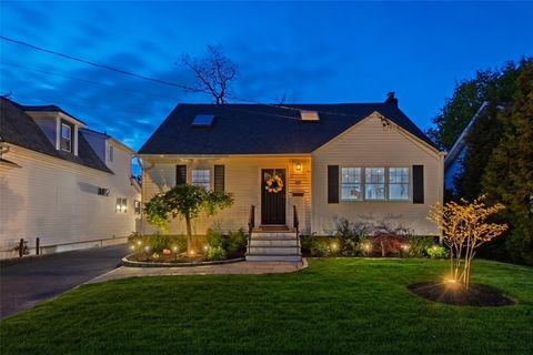1885 Bedford Avenue Merrick NY 11566