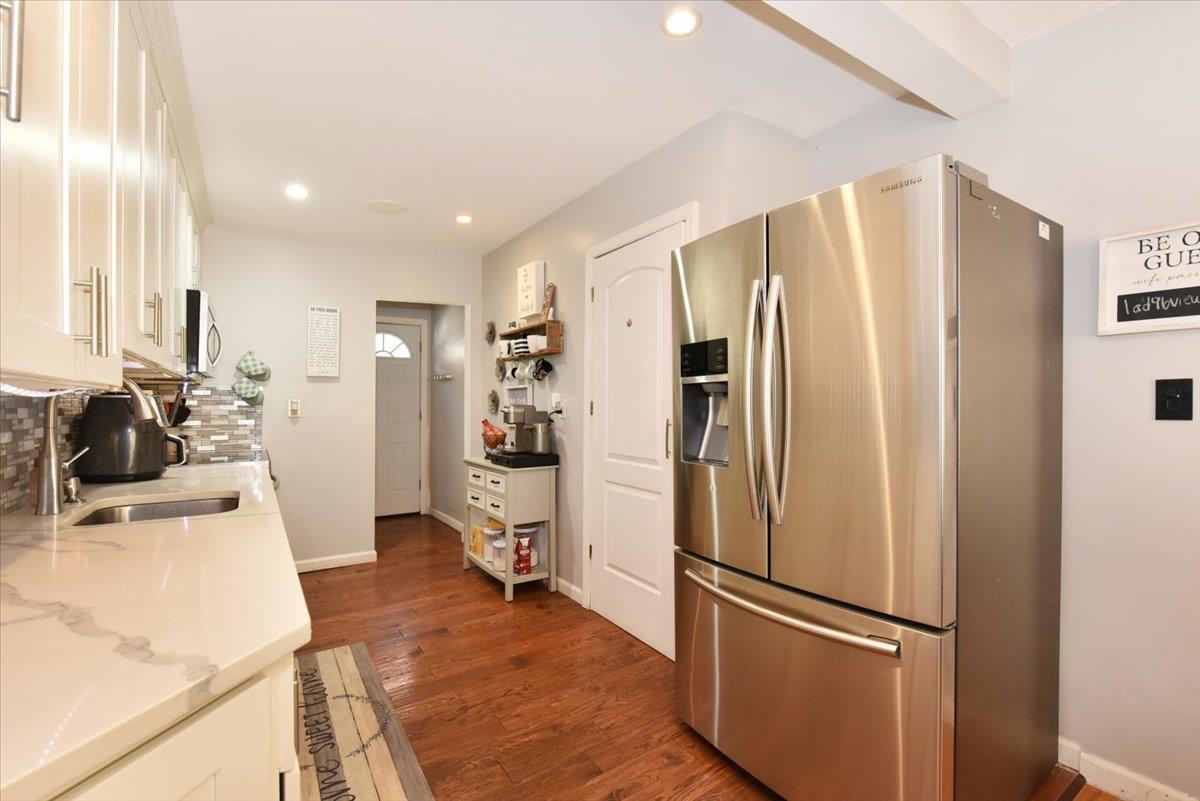 186 E Chester Street, Valley Stream, New York image 11