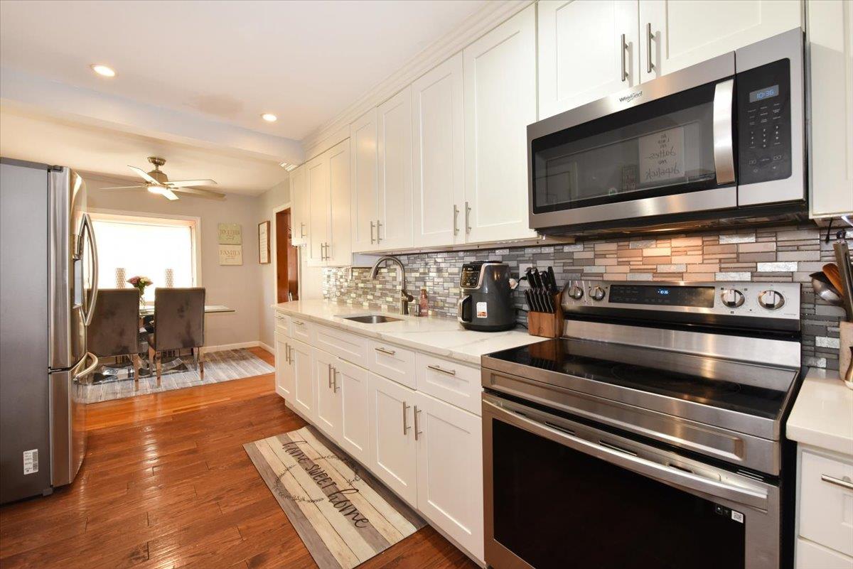 186 E Chester Street, Valley Stream, New York image 10