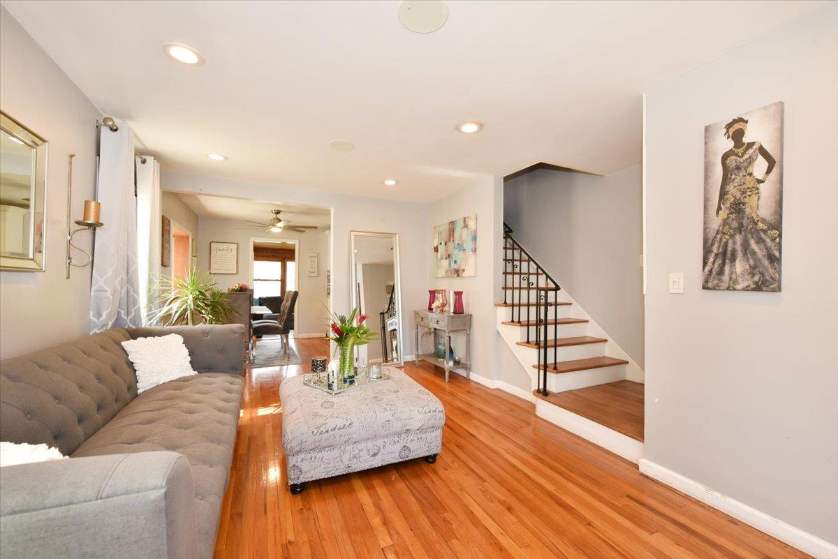 186 E Chester Street, Valley Stream, New York image 5