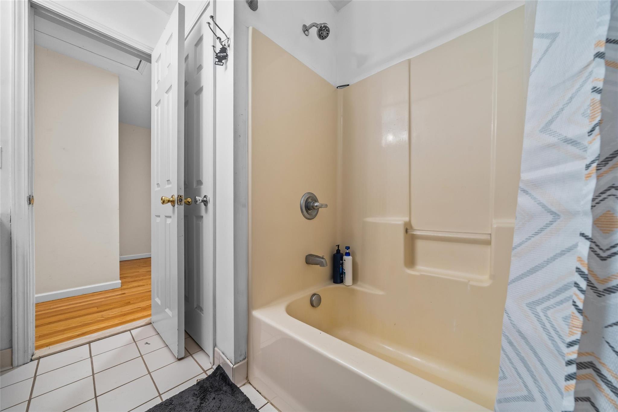 8 Corinne Court, Monroe, Florida image 35