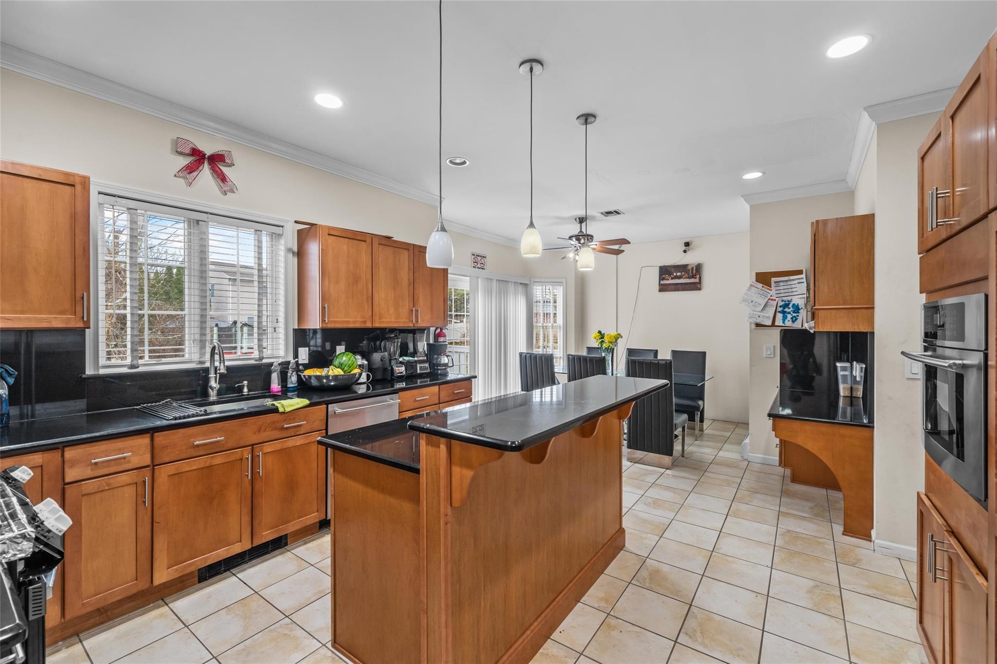 8 Corinne Court, Monroe, Florida image 14