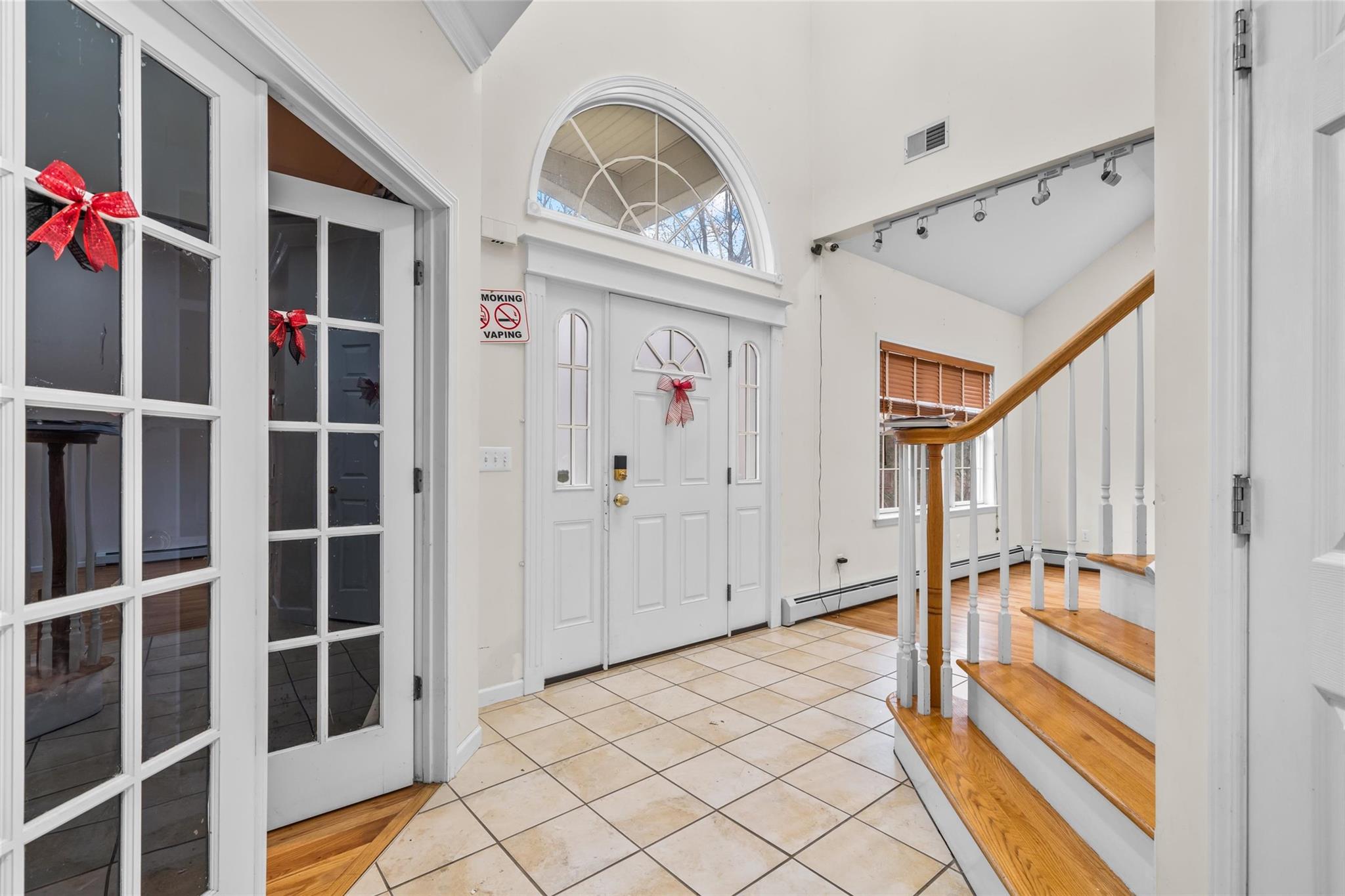 8 Corinne Court, Monroe, Florida image 3