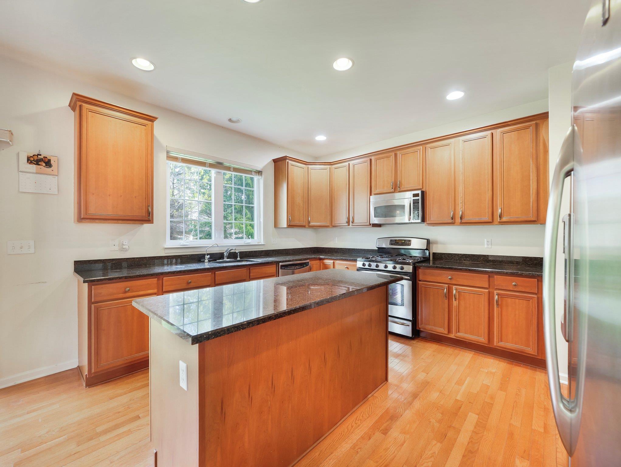 417 Vassar Place, Fishkill, New York image 8