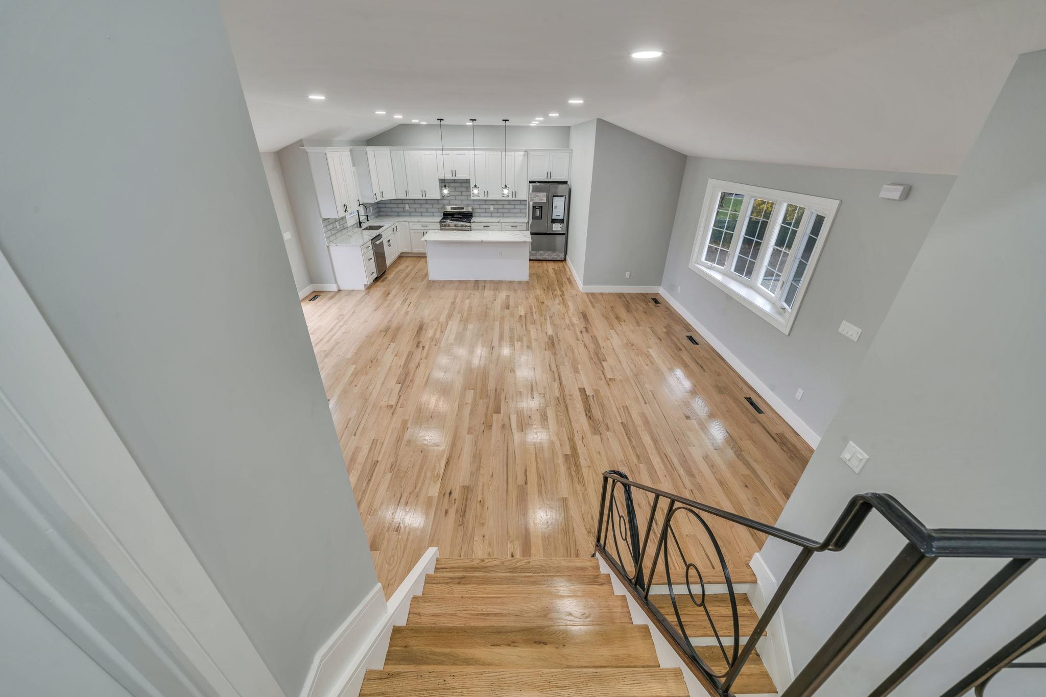 9 Delaware Avenue, Commack, New York image 8