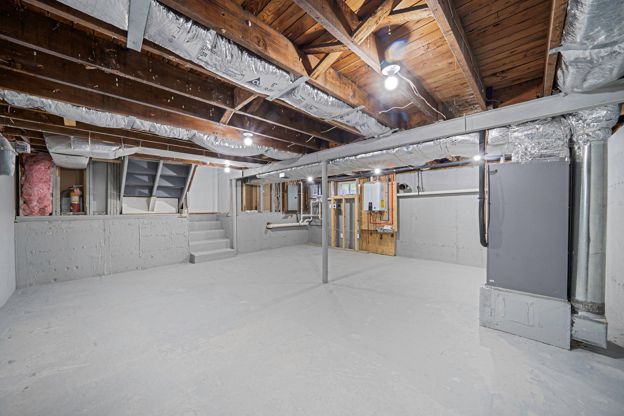 9 Delaware Avenue, Commack, New York image 17