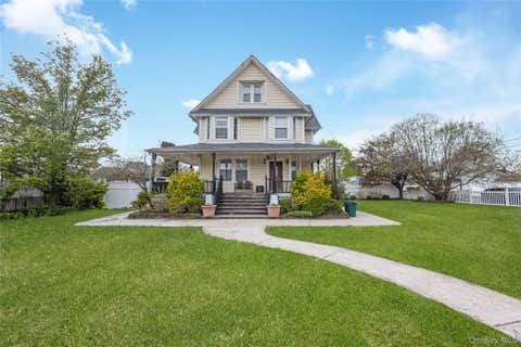 Homes For Sale - 76 Washington Avenue<br/> Brentwood, NY 11717