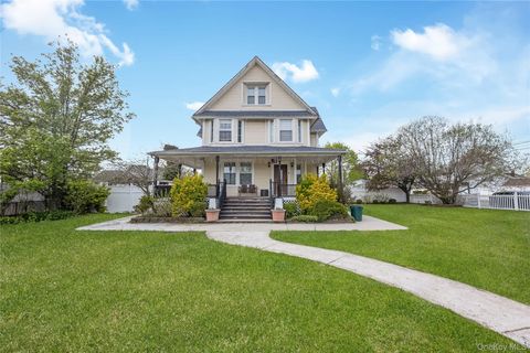 76 Washington Avenue Brentwood NY 11717