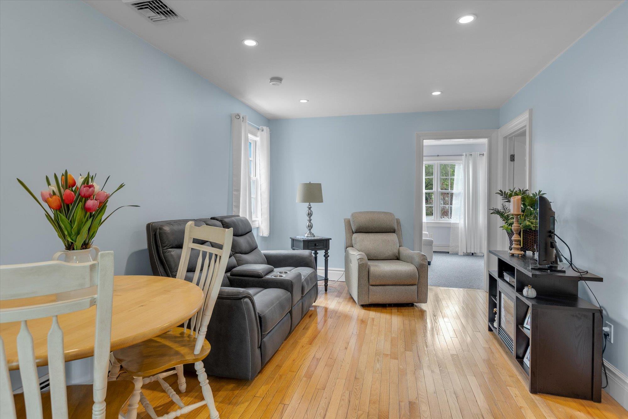 8 Bank Court, Greenlawn, New York image 16