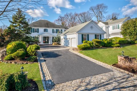 8 Meadow Lane Manhasset NY 11030