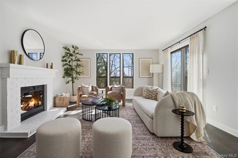 Condo For Sale - 358 Heritage Hills #D<br/> Somers, NY 10589