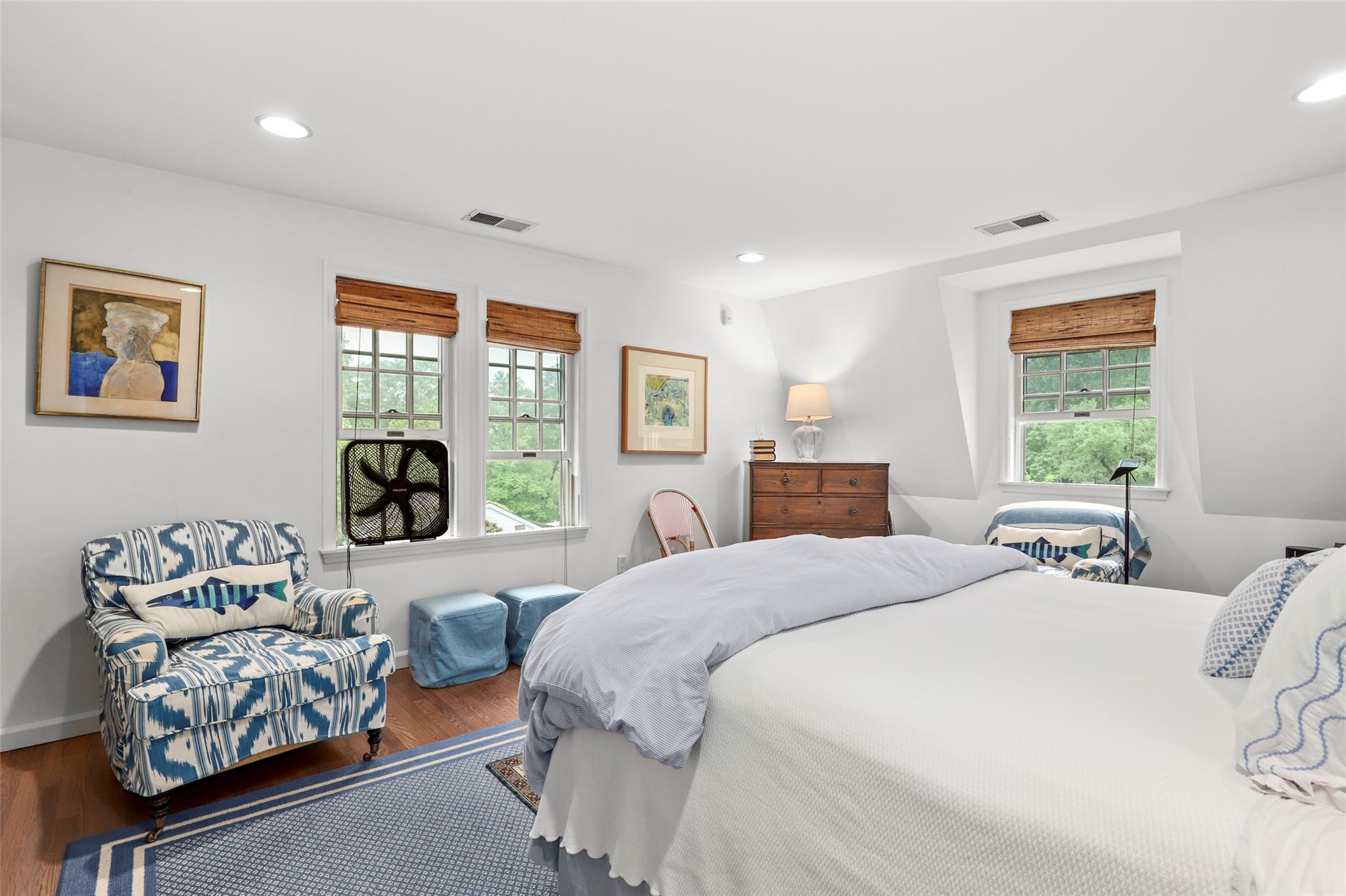 662 Old Post Road, Bedford, New York image 37