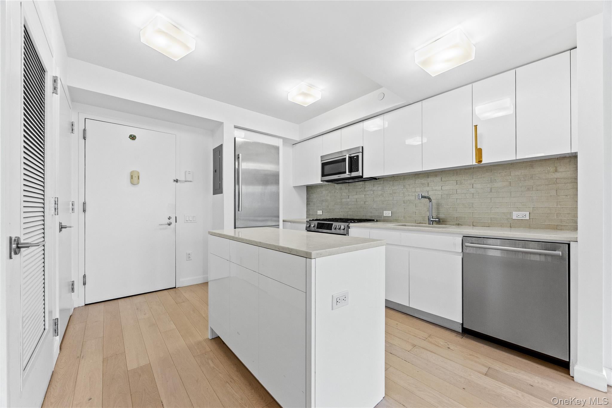 138-35 39th Avenue 13E