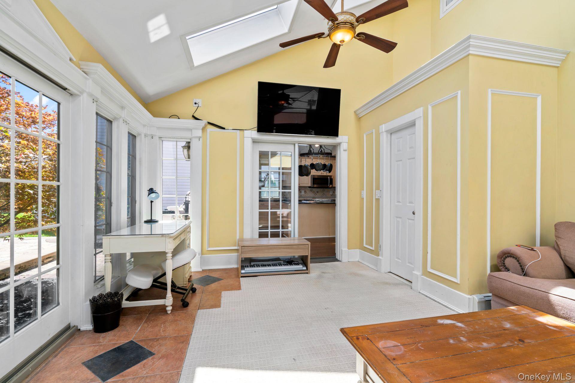 Islip Terrace, New York 11752, United States, 4 Bedrooms Bedrooms, ,3 BathroomsBathrooms,Residential,Active,201992