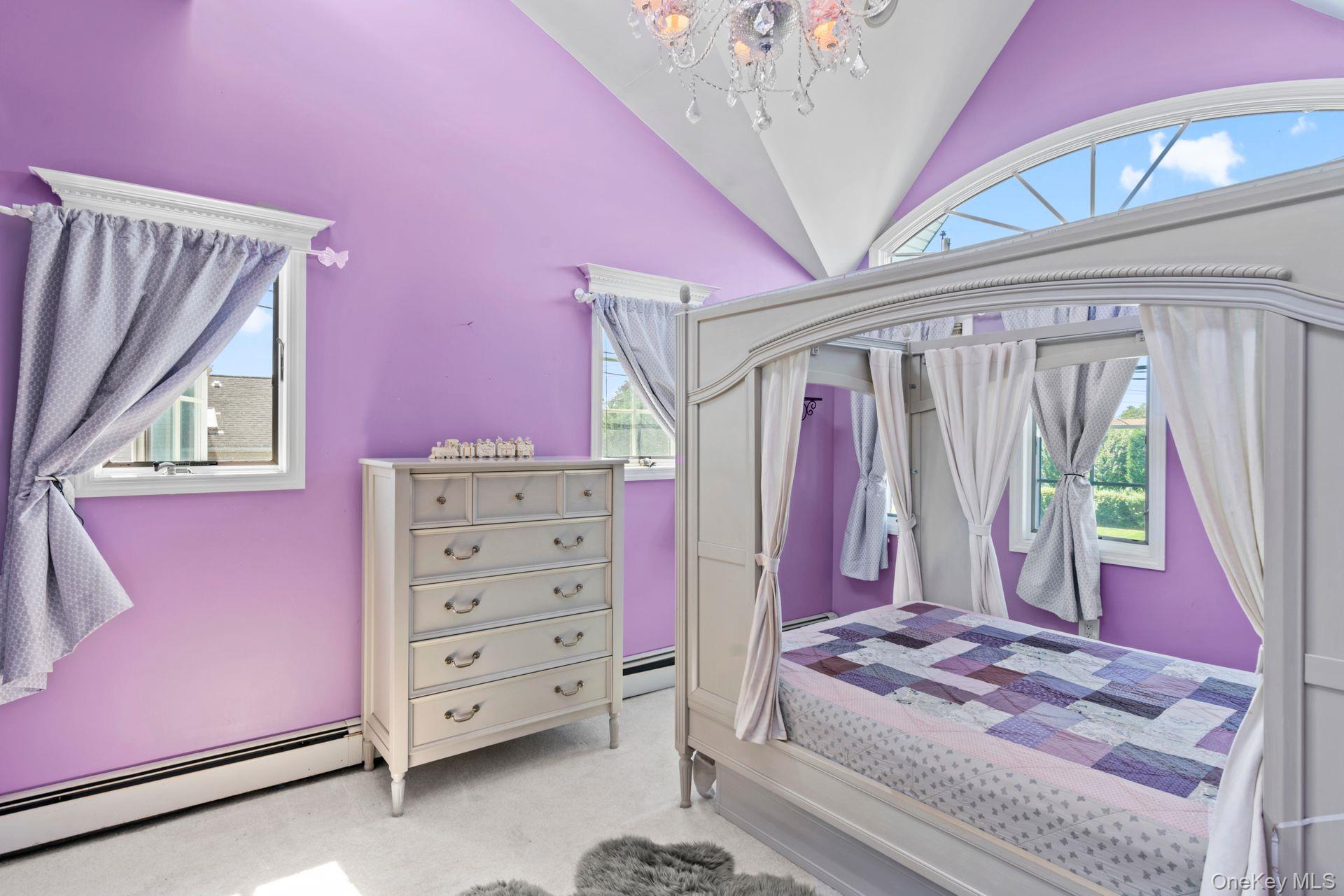 Islip Terrace, New York 11752, United States, 4 Bedrooms Bedrooms, ,3 BathroomsBathrooms,Residential,Active,201992