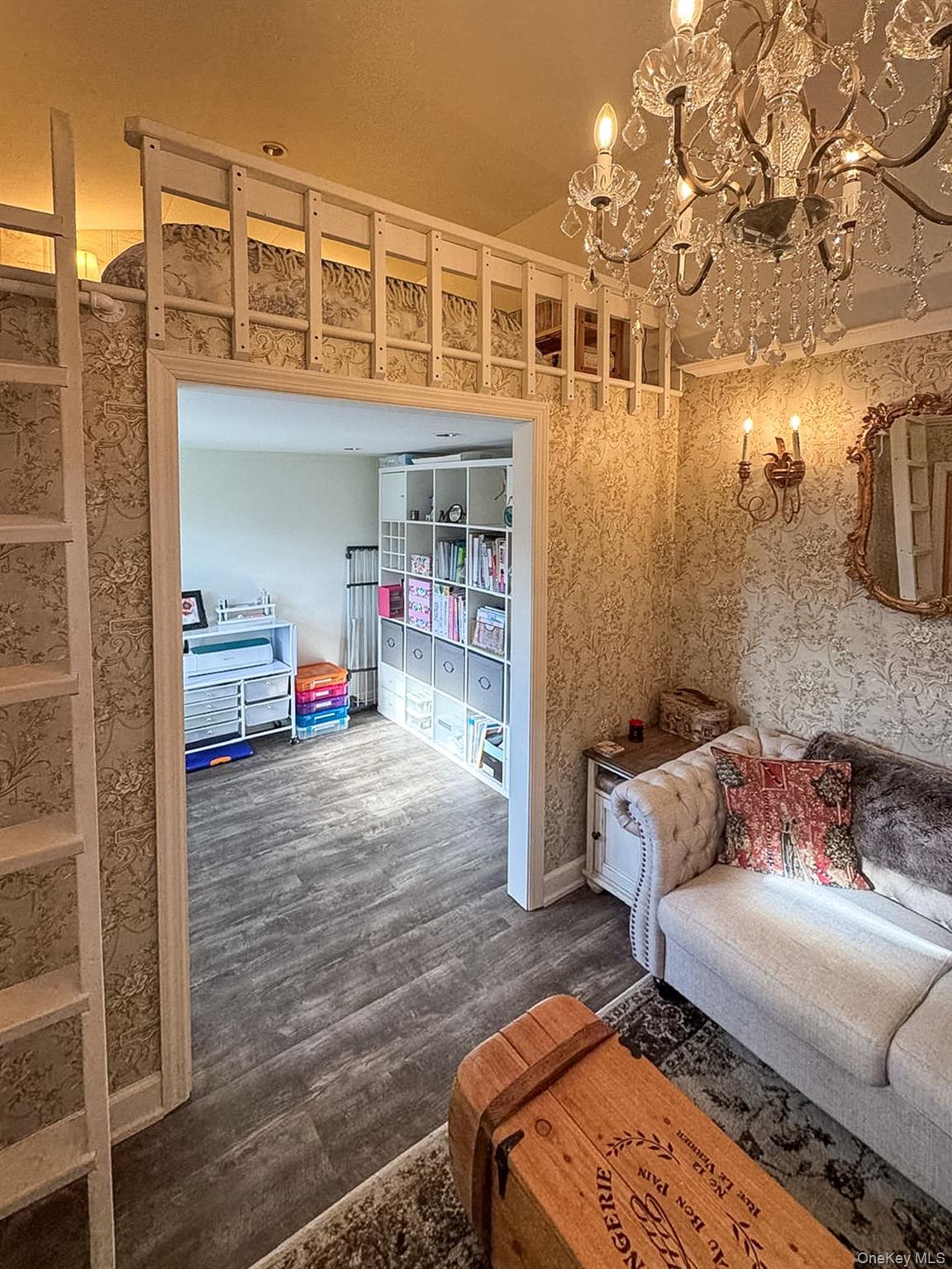 Islip Terrace, New York 11752, United States, 4 Bedrooms Bedrooms, ,3 BathroomsBathrooms,Residential,Active,201992